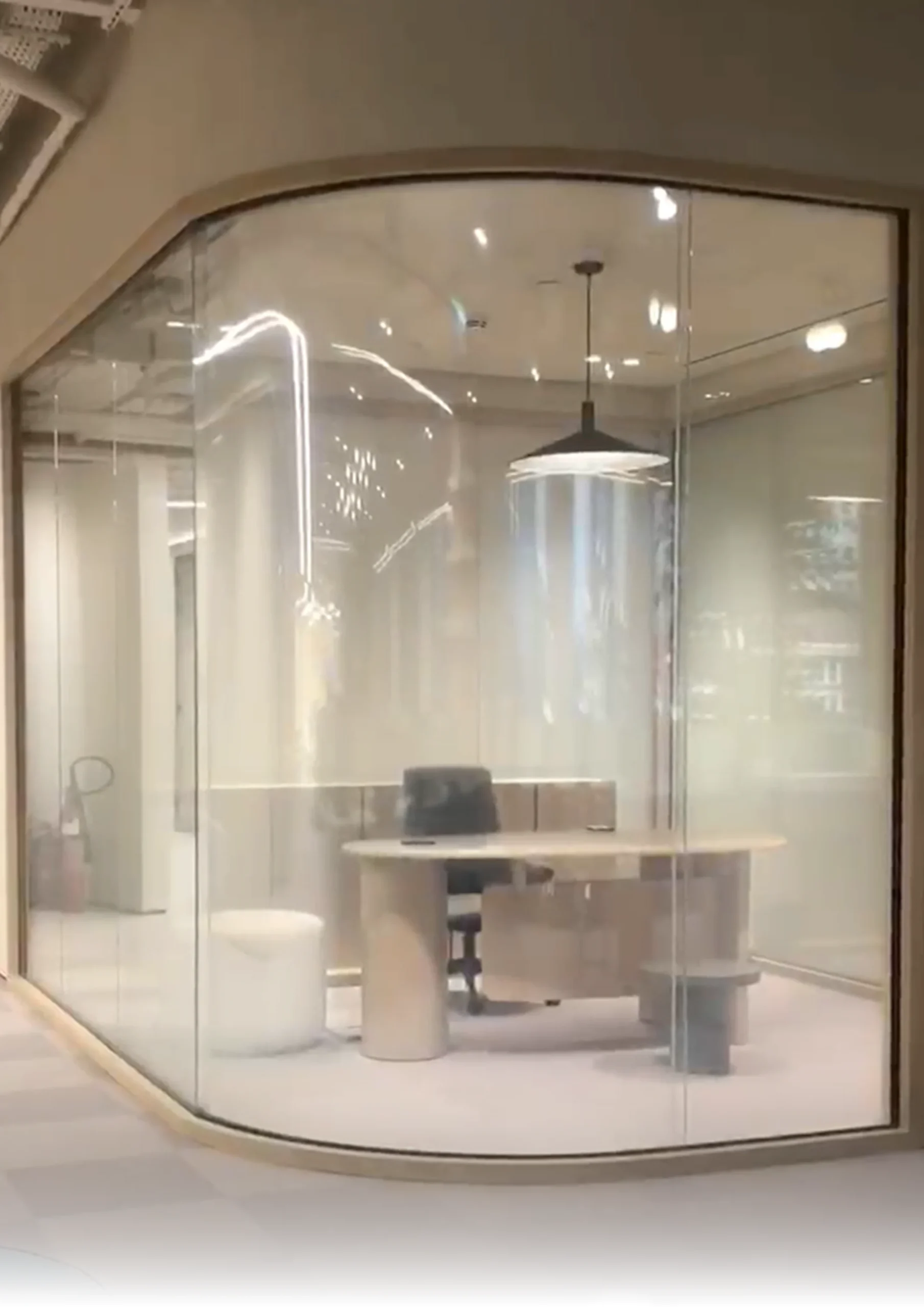 Smart glass integrated into a smart office system - ON